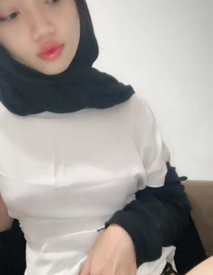 Indo Viral 2025 Miss Serra Hijab Artis Tiktok Bohay Wiwik Live Instagram Remas Toge