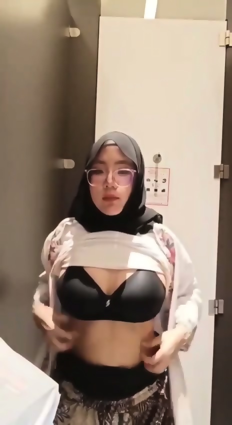 Indo Viral Jilbab Viral Gelora Membara Di Balik Kaca Who Loves Full Version?